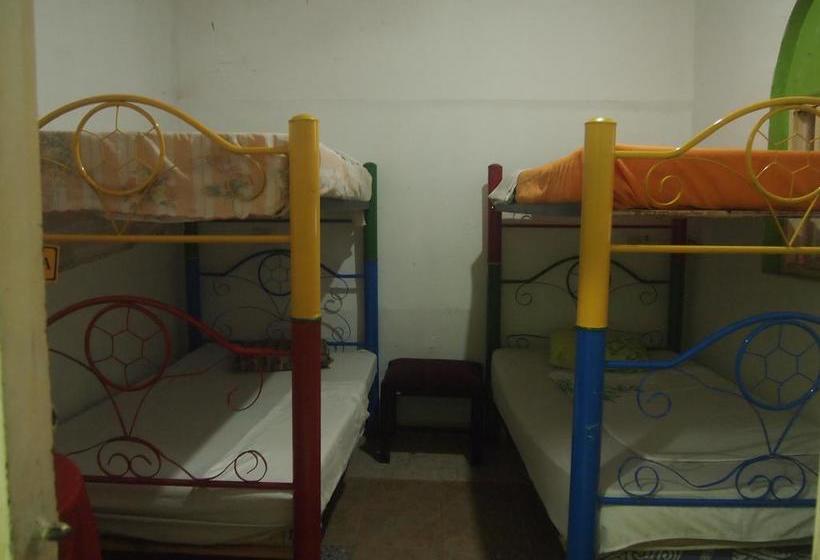 Albergue Hostal Casa Amarilla | Cali | Valle del Cauca | Colombia 5