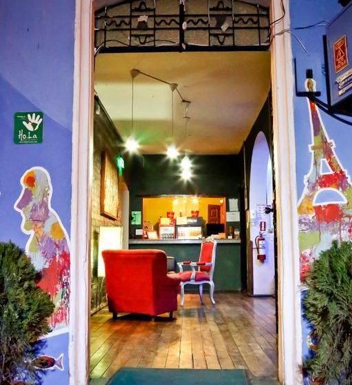 Hotel Blue House Youth Hostel | Quito | Pichincha | Ecuador 2