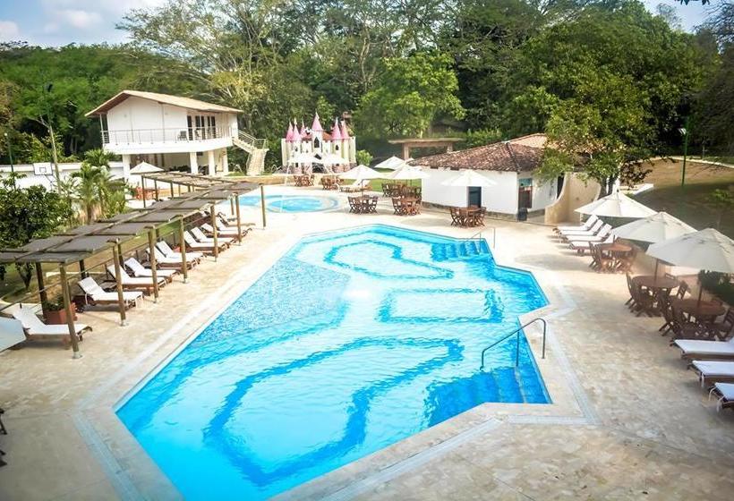 Hotel Las Ardillas Santa fe de Antioquia Antioquia
