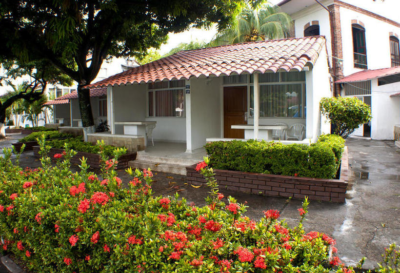 Hotel Los Puentes Comfacundi | Girardot | Cundinamarca | Colombia 15