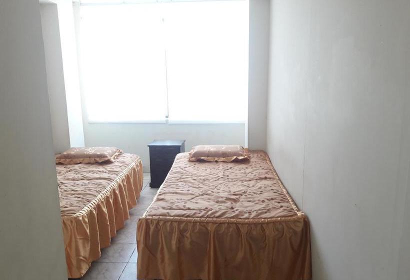 Hotel Hostal Calderon