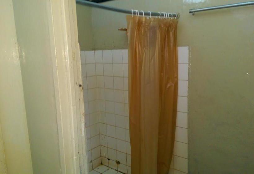 Albergue Hospedaje Los Viñedos | Tumbes | Tumbes | Perú 15