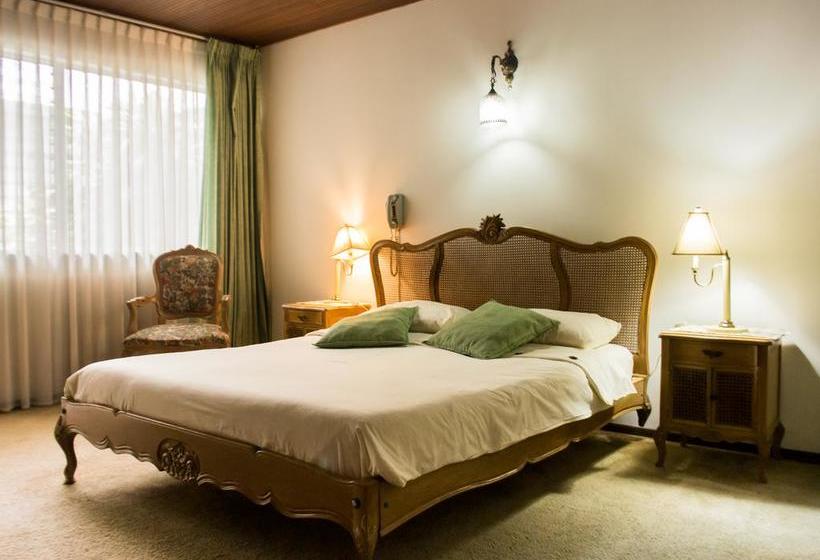 Albergue Casa Lassio Hostal Caldas