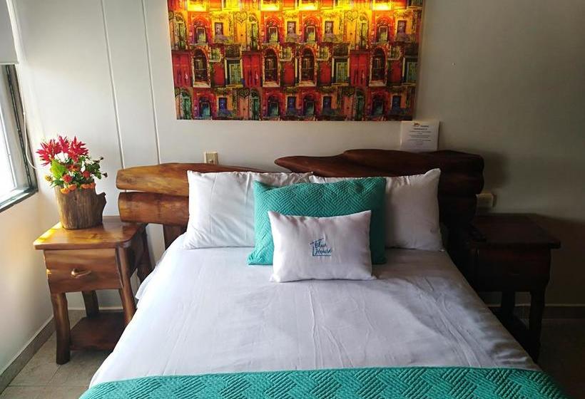 Bed and Breakfast Blue House Aeropuerto | Rionegro | Antioquia | Colombia 1