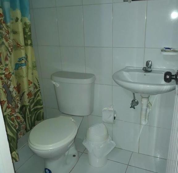 Hotel Hostal Los Delfines | Puerto Lopez | Manabi | Ecuador 10