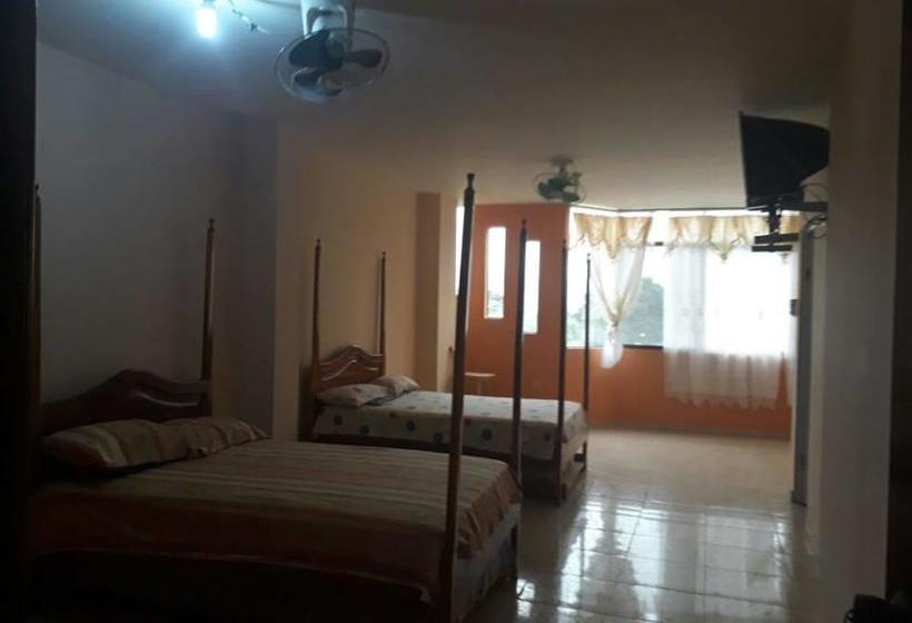 Hotel Hostal Los Delfines | Puerto Lopez | Manabi | Ecuador 12