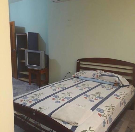 Hotel Hostal Los Delfines | Puerto Lopez | Manabi | Ecuador 5