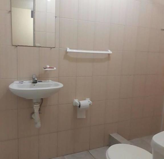 Hotel Hostal Los Delfines | Puerto Lopez | Manabi | Ecuador 7