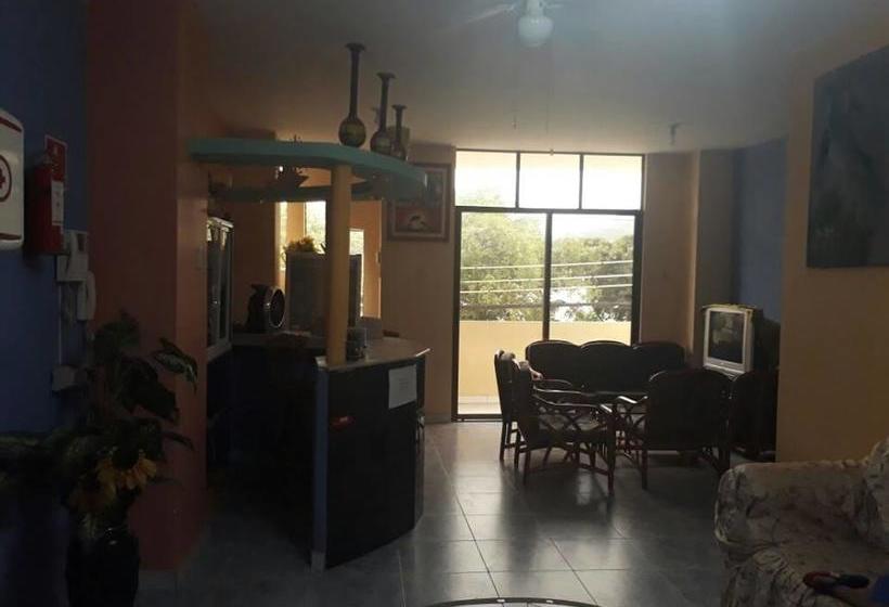 Hotel Hostal Los Delfines | Puerto Lopez | Manabi | Ecuador 8