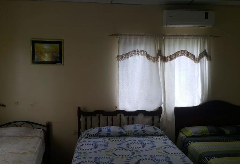 Albergue Casa De Hospedaje | Bahia de Caraquez | Manabí | Ecuador 1