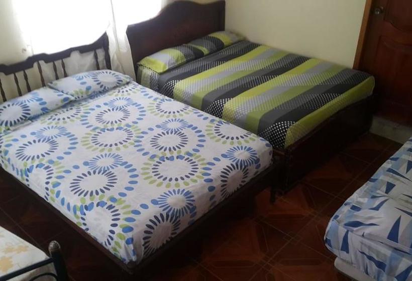 Albergue Casa De Hospedaje | Bahia de Caraquez | Manabí | Ecuador 2