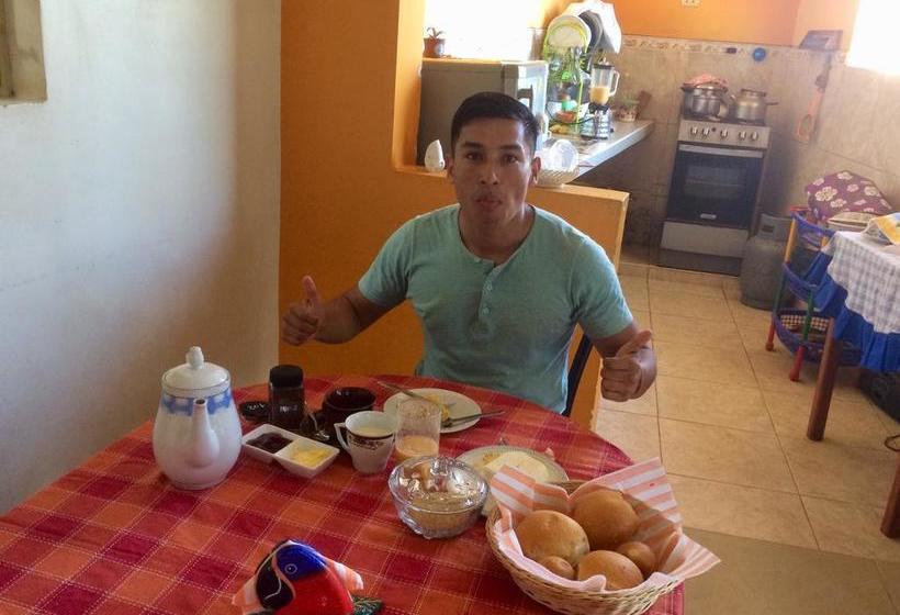 Bed and Breakfast Casa Hospedaje Los Tucanes | Tarapoto | San Martín | Perú 15