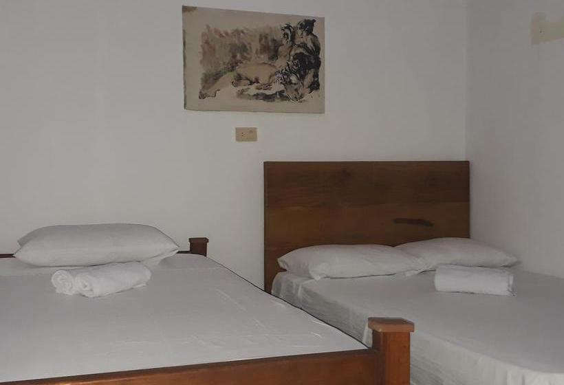 Albergue Hostal Y Pizzería Romana | Jardín | Antioquia | Colombia 4