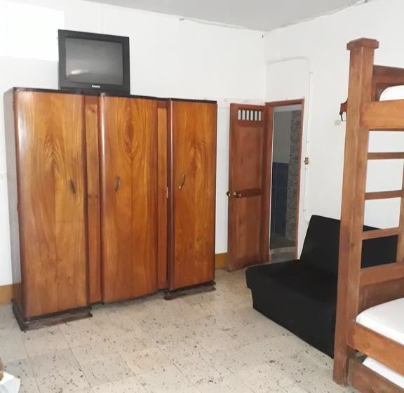 Albergue Hostal Y Pizzería Romana | Jardín | Antioquia | Colombia 9