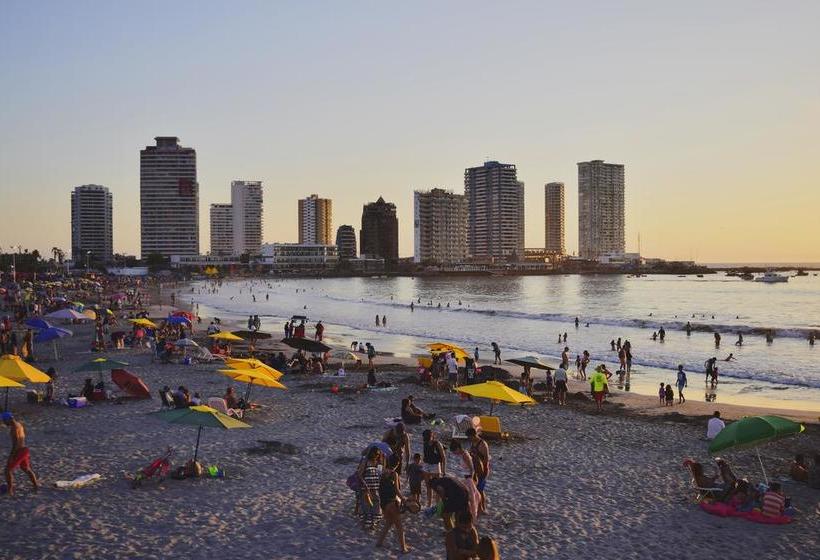 Flora S Hostel | Iquique | Tarapaca | Chile 4