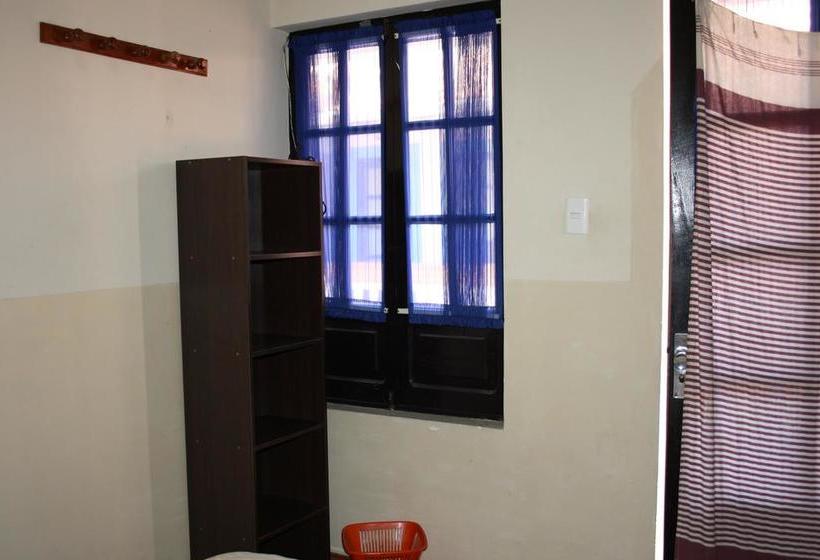 7 Patas Hostel | Sucre | Bolivia | América del Sur 13