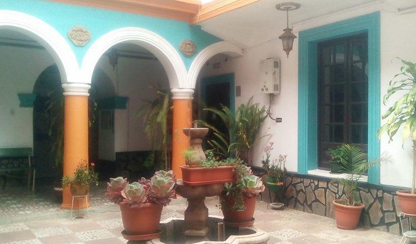 7 Patas Hostel | Sucre | Bolivia | América del Sur 9