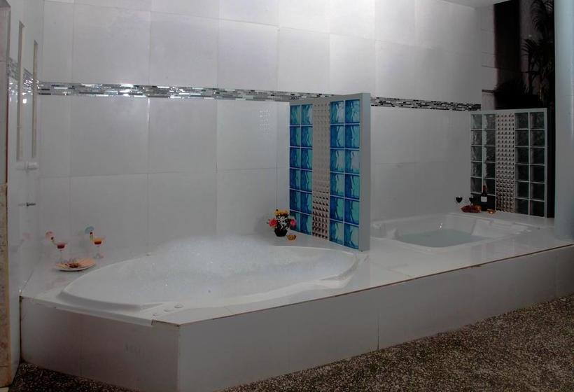 Hotel Restaurant D Mario | Nueva Loja | Sucumbíos | Ecuador 11