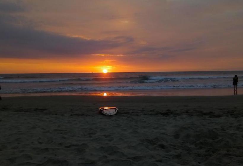 Albergue Sapa Inka | Montañita | Santa Elena | Ecuador 10