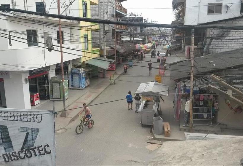 Hotel Hostel Flight Montañita | Montañita | Santa Elena | Ecuador 1