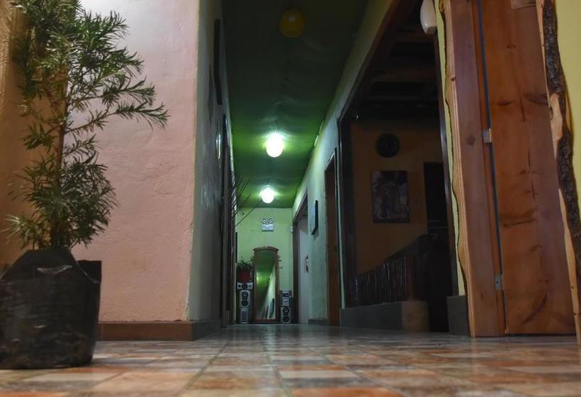 Albergue Salvador Hostal | Otavalo | Imbabura | Ecuador 3