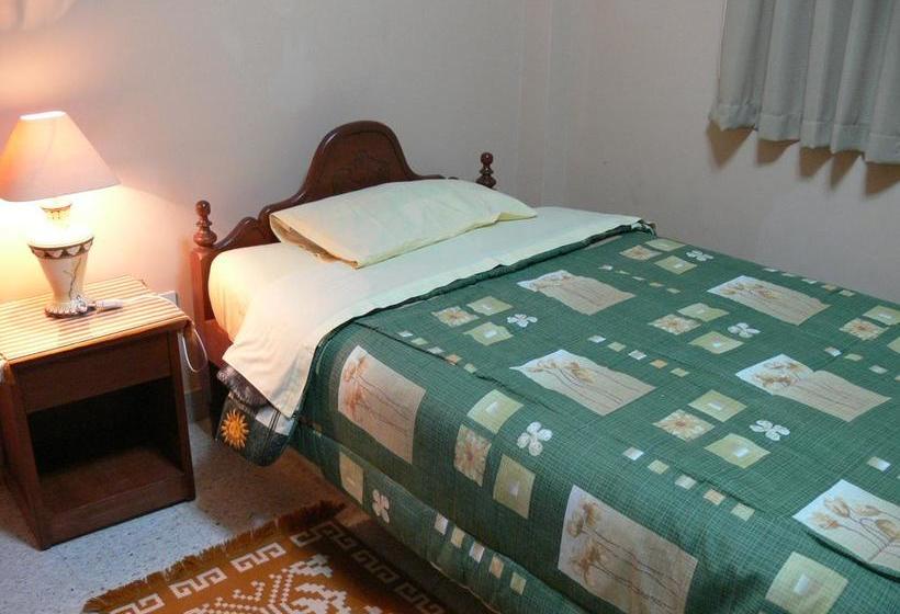 Albergue Hostal Vista Hermosa | Chachapoyas | Chachapoyas | Perú 10