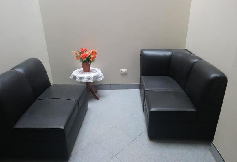 Hotel Hostal Via | Chachapoyas | Chachapoyas | Perú 1