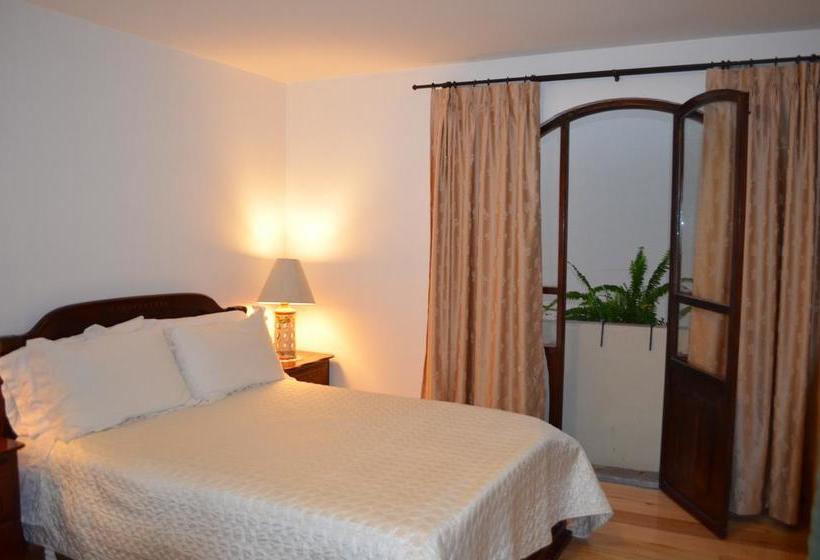 Bed and Breakfast Hostal Nuestra Residencia | Cuenca | Azuay | Ecuador 7