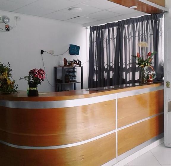 Hotel Montereal | La Merced | Chanchamayo | Perú 2