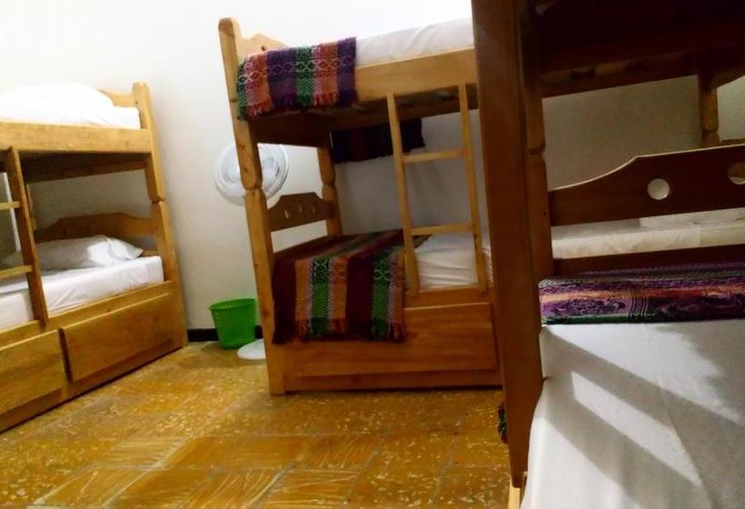 Hotel Tikay Café Hostal | Cali | Valle del Cauca | Colombia 2