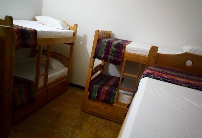 Hotel Tikay Café Hostal | Cali | Valle del Cauca | Colombia 3