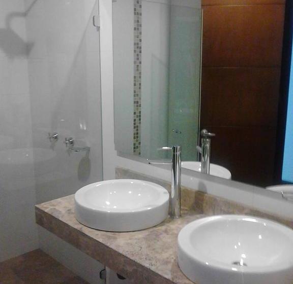 Hotel Santiamen De La Villa