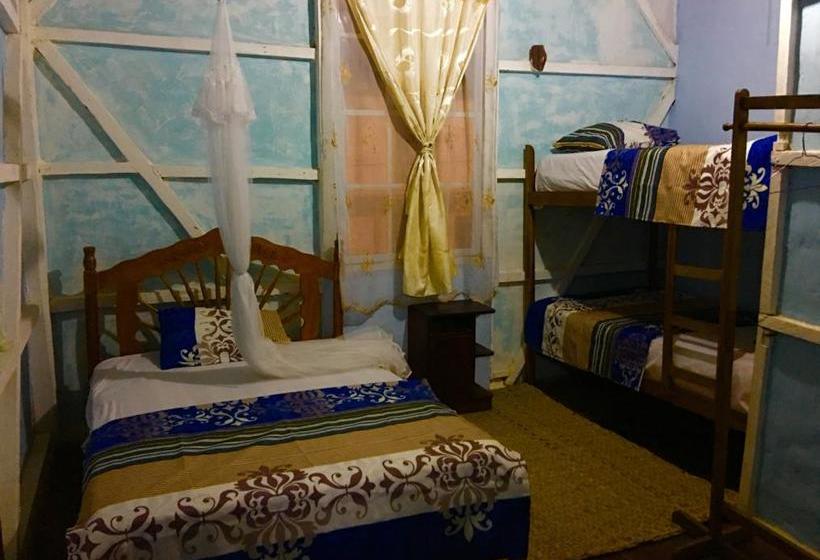 Bed and Breakfast Hostal Xanadu | Bahia de Caraquez | Manabi | Ecuador 7