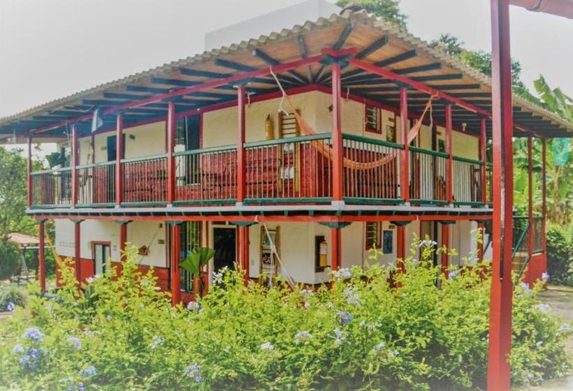 Hotel Hostal Portal Del Samán | Montenegro | Quindío | Colombia 5