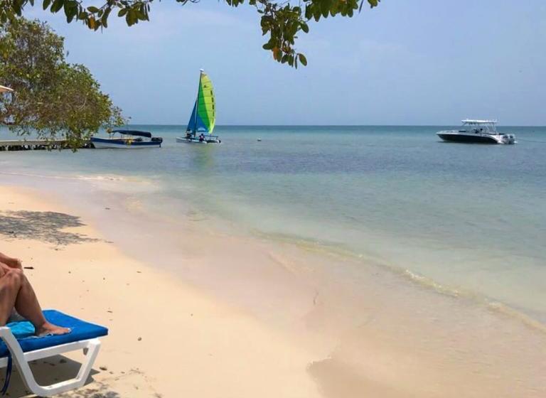 Hotel Baru Playa Eco Beach Resort | Barú | Bolivar | Colombia 13