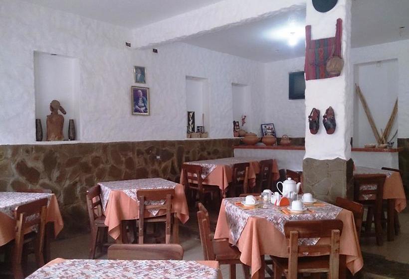 Hotel Plaza Pueblo | Vallegrande | Bolivia | América del Sur 6