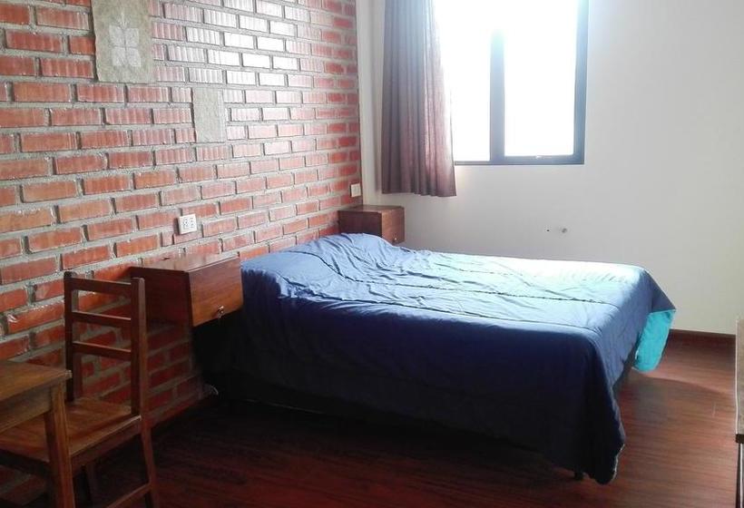 Hotel Piedra Blanca Backpackers Hostel | Uyuni | Bolivia | América del Sur 11