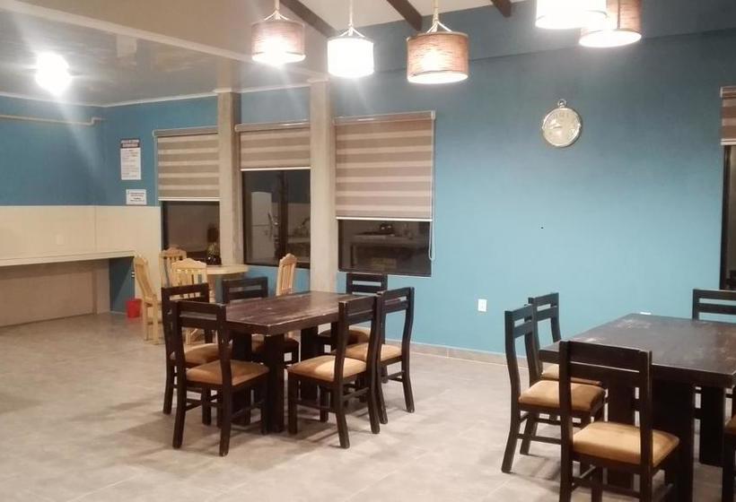 Hotel Piedra Blanca Backpackers Hostel | Uyuni | Bolivia | América del Sur 20