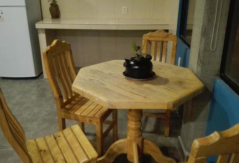 Hotel Piedra Blanca Backpackers Hostel | Uyuni | Bolivia | América del Sur 3