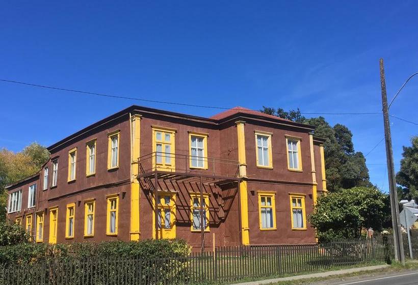 Albergue La Casona Hostal Los Lagos