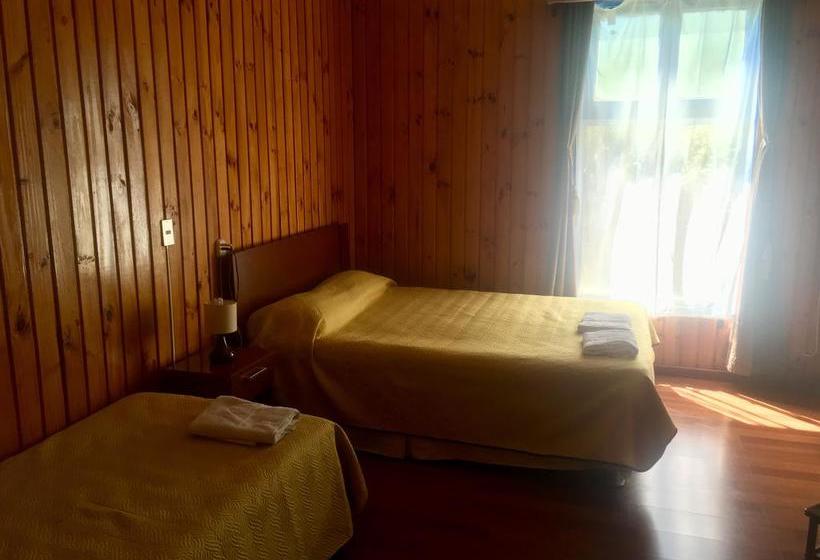 Albergue La Casona Hostal | Puerto Varas | Los Lagos | Chile 13