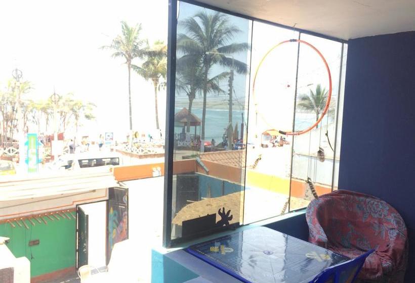 Albergue Mandala | Huanchaco | Trujillo | Perú 6