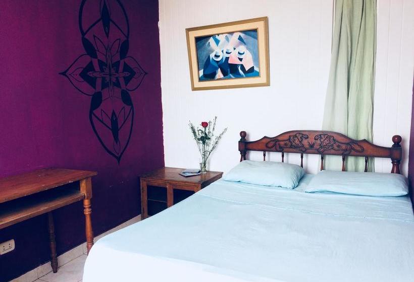 Albergue Mandala | Huanchaco | Trujillo | Perú 7