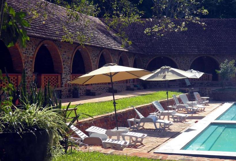 Hotel Tirol Del Paraguay | Encarnacion | Paraguai | América do Sul 15