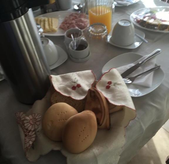 Bed and Breakfast Hostal Cepas Coloniales | Santa Cruz | O'Higgins | Chile 5