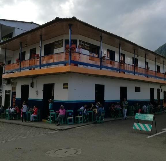 Famihotel La Posada | Jardín | Antioquia | Colombia 11