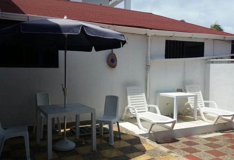 Albergue Down Town Beach La Martilda | San Andrés | San Andres y Providencia | Colombia 1