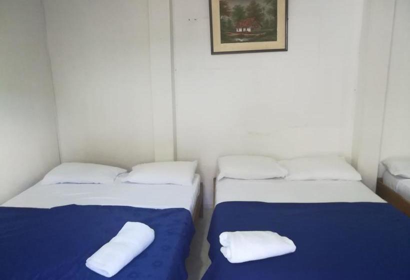 Albergue Down Town Beach La Martilda | San Andrés | San Andres y Providencia | Colombia 12