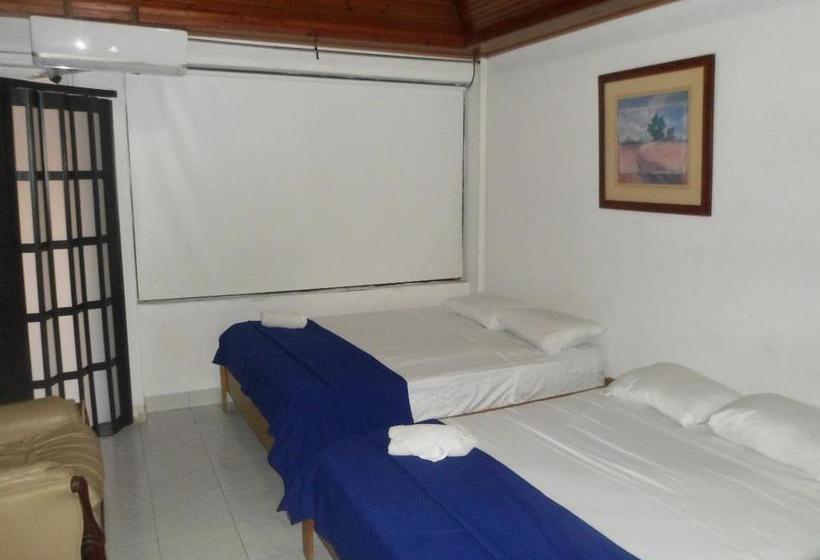 Albergue Down Town Beach La Martilda | San Andrés | San Andres y Providencia | Colombia 13