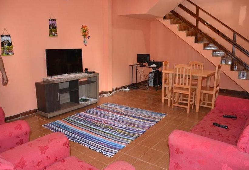Albergue Hostal Posada Casa Grande 2 | Encarnacion | Paraguay | América del Sur 10